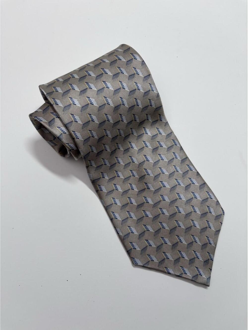 Nautica 100% Silk Wide Tie In Beige And Navy